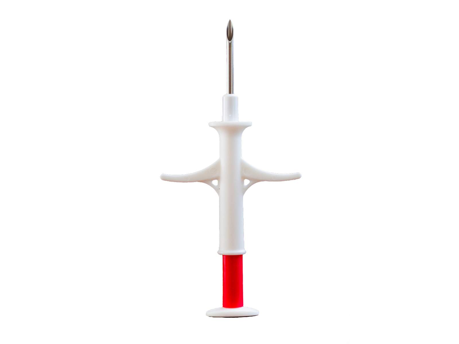 911PetChip™ syringe applicator with 12-gauge needle and red plunger.